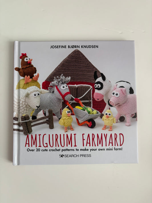 Amigurumi Farmyard Book