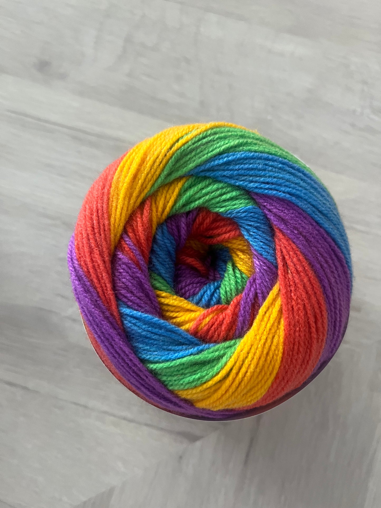 Northern lights yarn cake