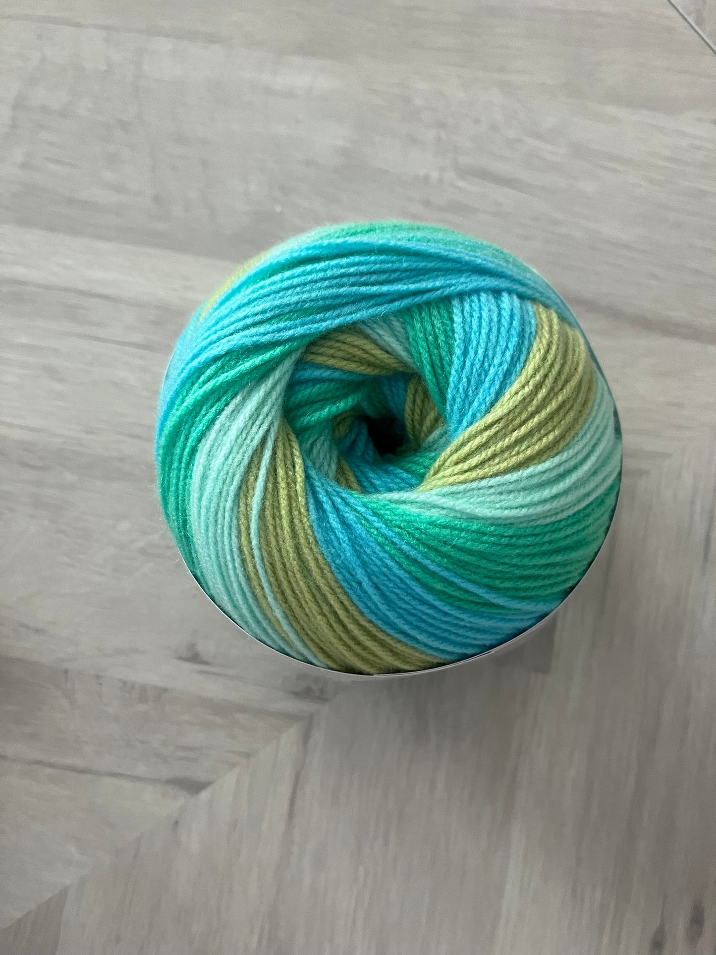 Northern lights yarn cake